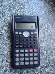 Calculadora fx-82MS