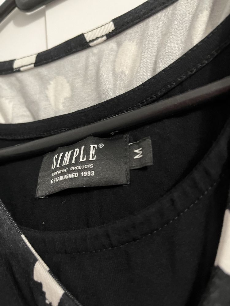 Sukienka M Simple