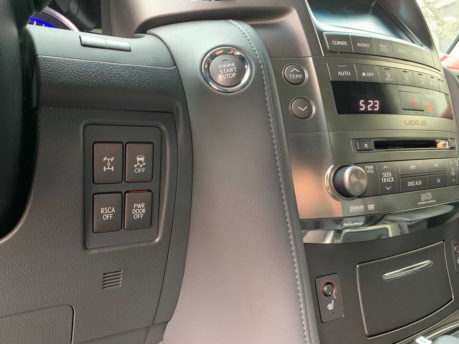 Lexus LX 570 один владелец! Вся по Тойоте!