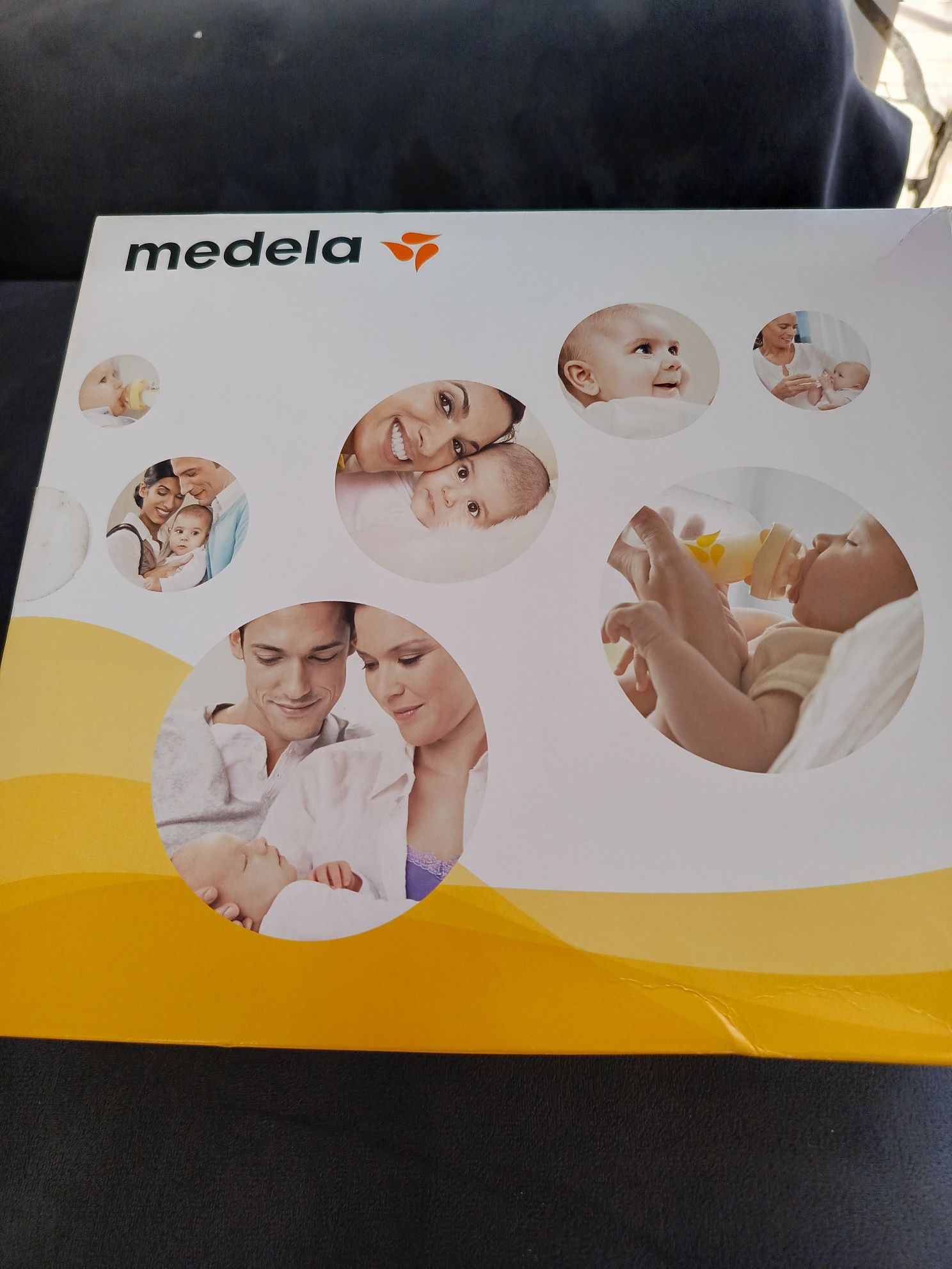 Laktator elektryczny medela mini