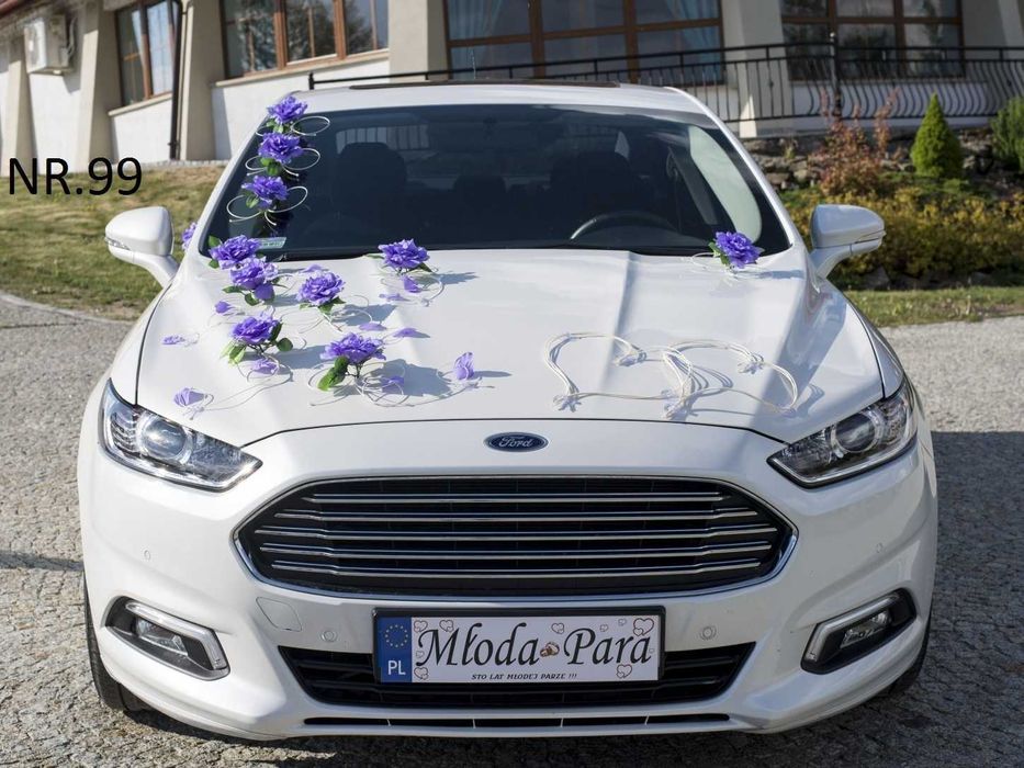 Dekoracja na samochód w kolorze FIOLETOWYM.Ozdoby na auto stroiki 099