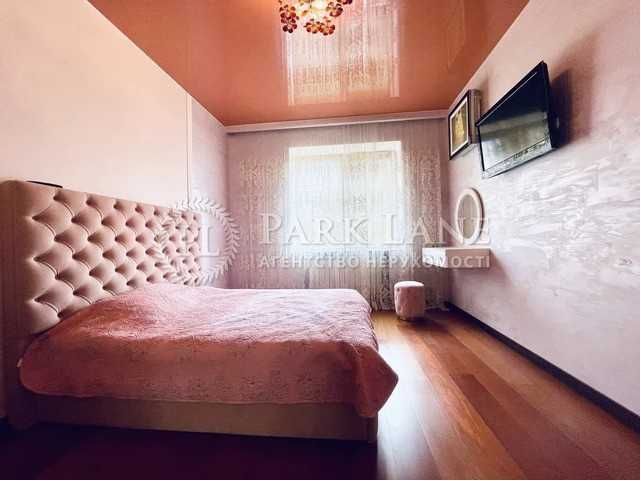 Оболонська Набережна, 3. Оазис. Оболонські Липки