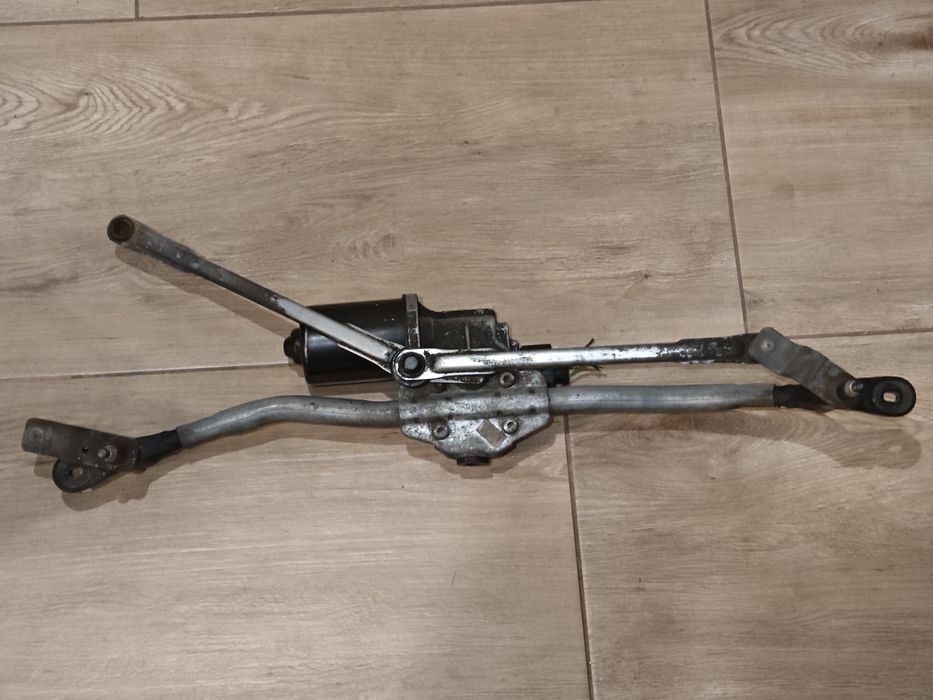 Mechanizm wycieraczek Skoda Fabia 2 rok  2014