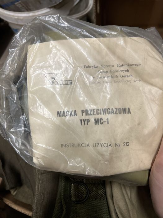 Maska p gazowa PRL “świnka” NOWA