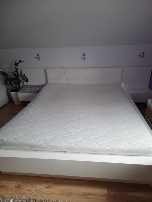 Łóżko dębowe białe, lakierowane