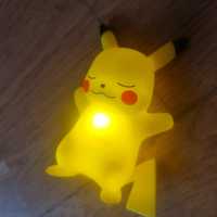 Lampka nocna w kształcie pikachu