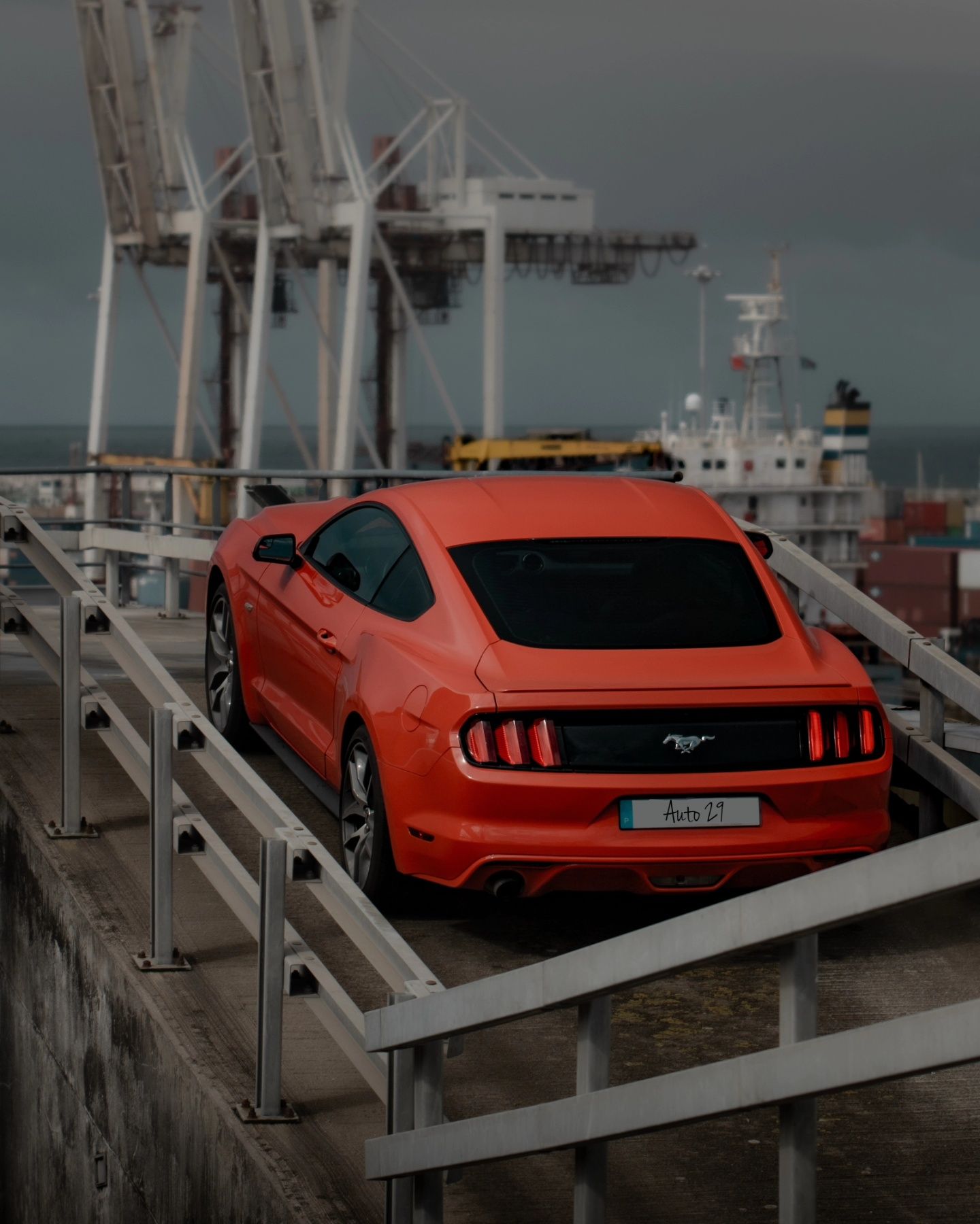 Ford Mustang 2.3 315cv orange competition