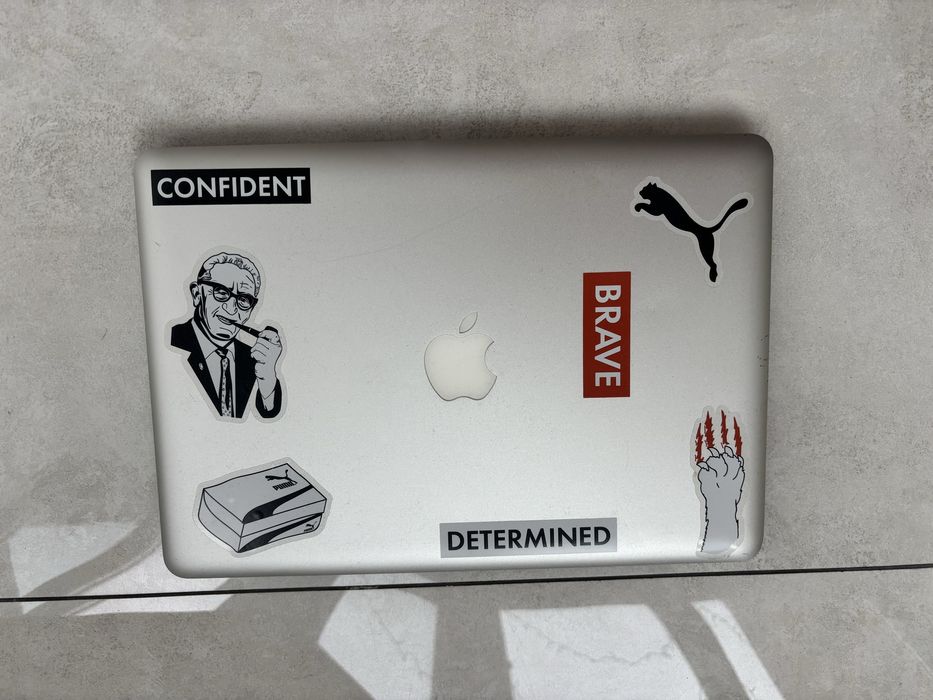 Срочно продаю Mac Book pro 13 catalina