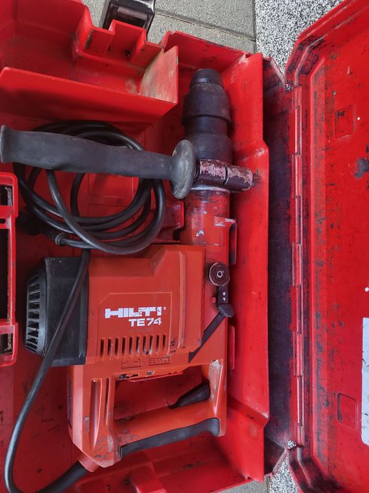 Młot udarowy HILTI TE74