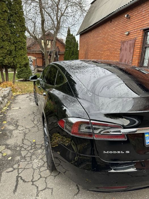 Tesla model S 100D CCS winter edition