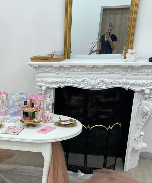 Камін декоративний поліуретановий з молдингів