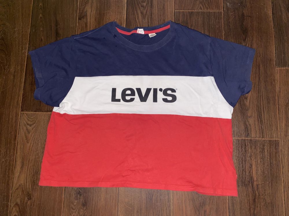 LEVI’S оригигальная футболка