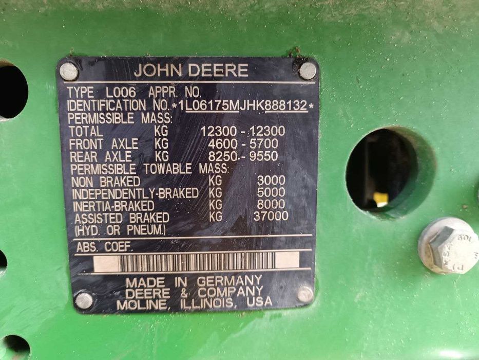 Трактор John Deere 6175M