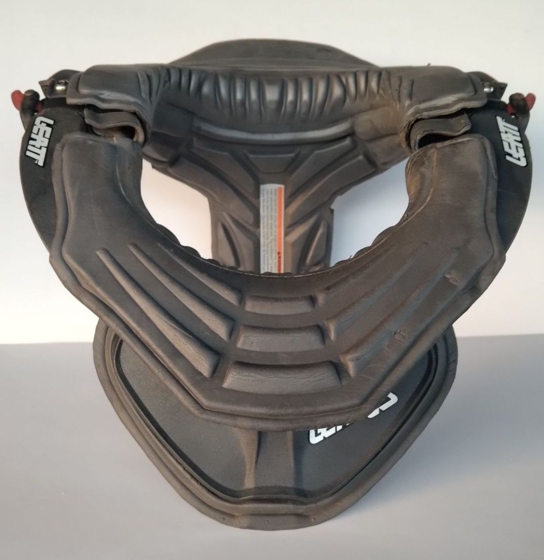 Protector cervical Leatt ADVenture
