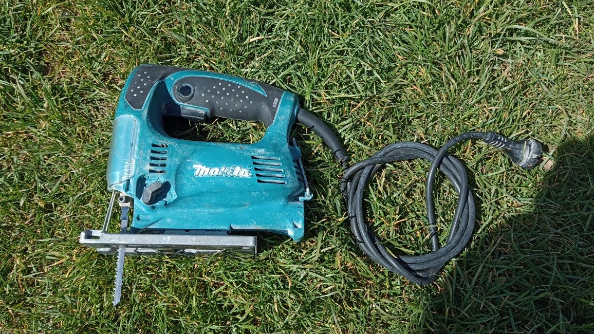 Wyrzynarka Makita 450W