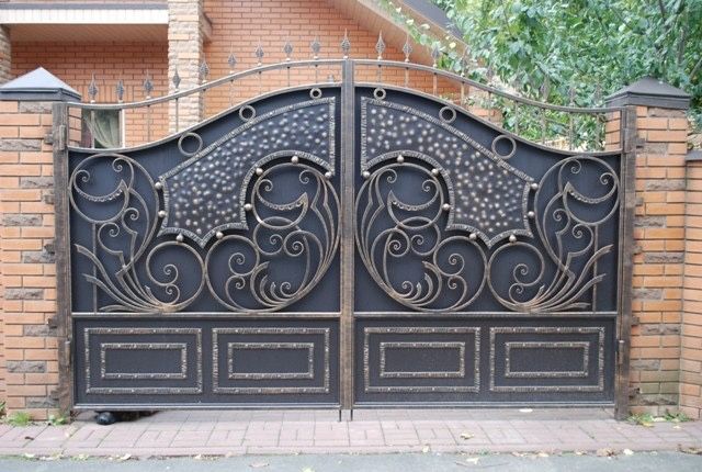Własnoręczne wyroby z metalu