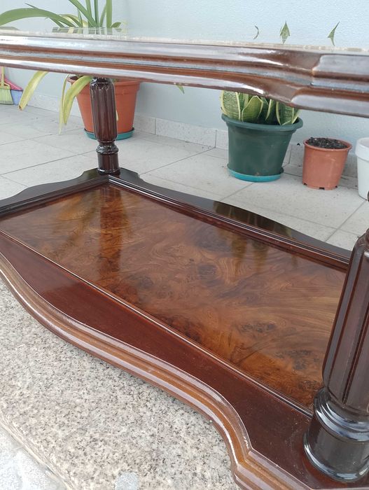 Mesa de centro em Wangue