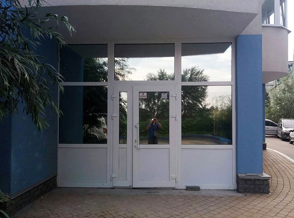 Зеркальная тонировка окон квартир, офисов. Поклейка броне пленки