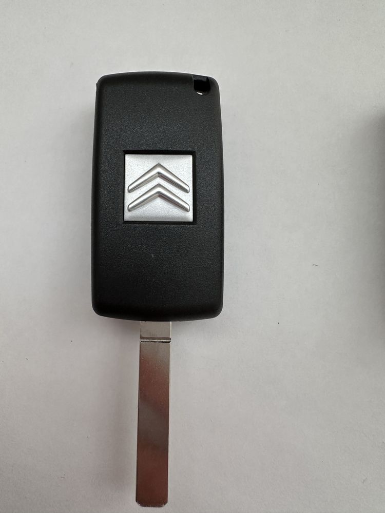 Корпус викидного ключа Пежо Сітроен викидний ключ Citroen Peugeot