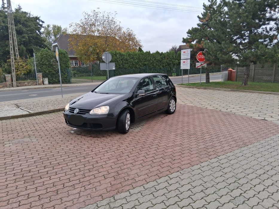 Volkswagen Golf V 1.4 MPI