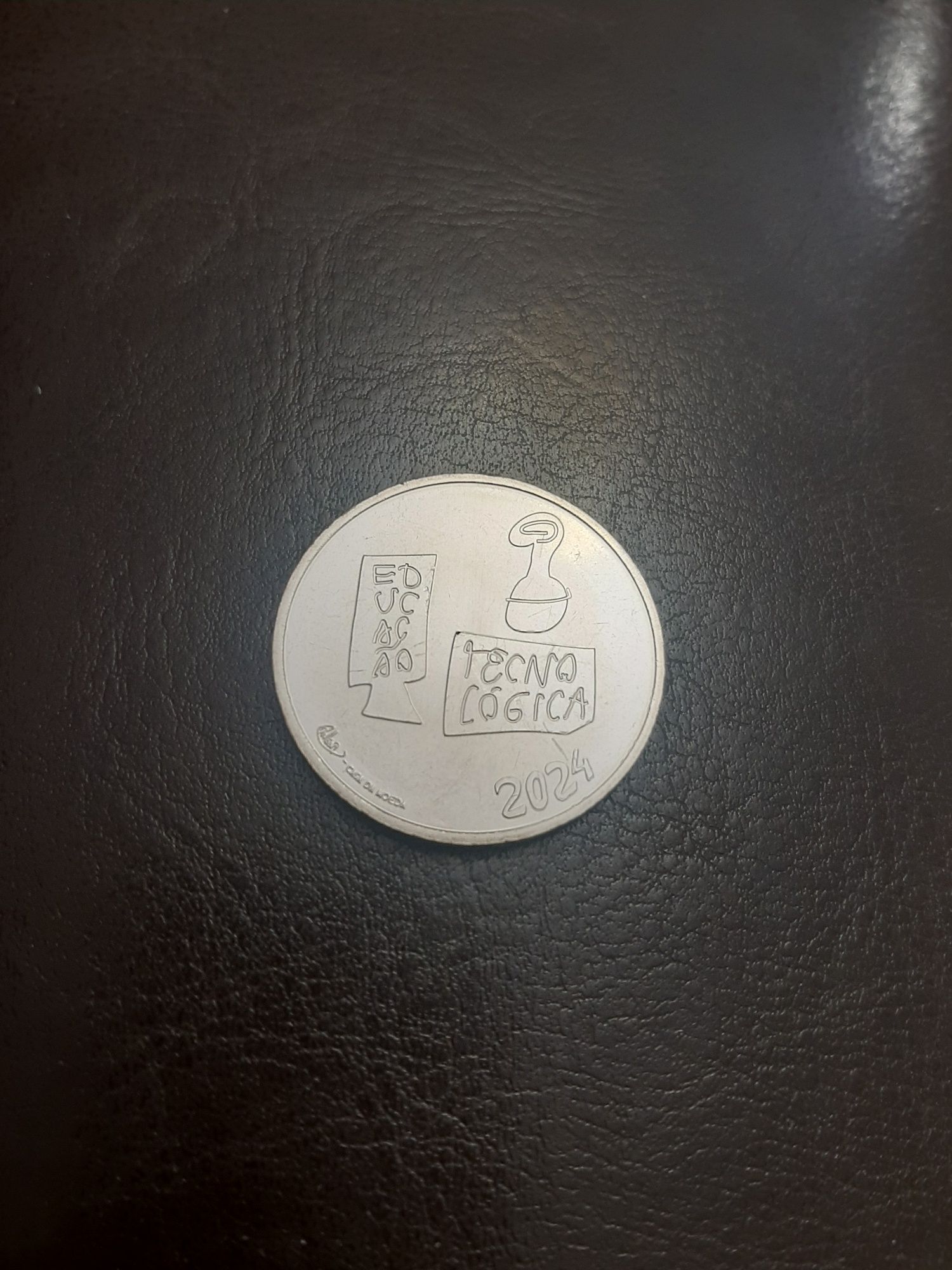 Moeda 5€ 2024 o conhecimento