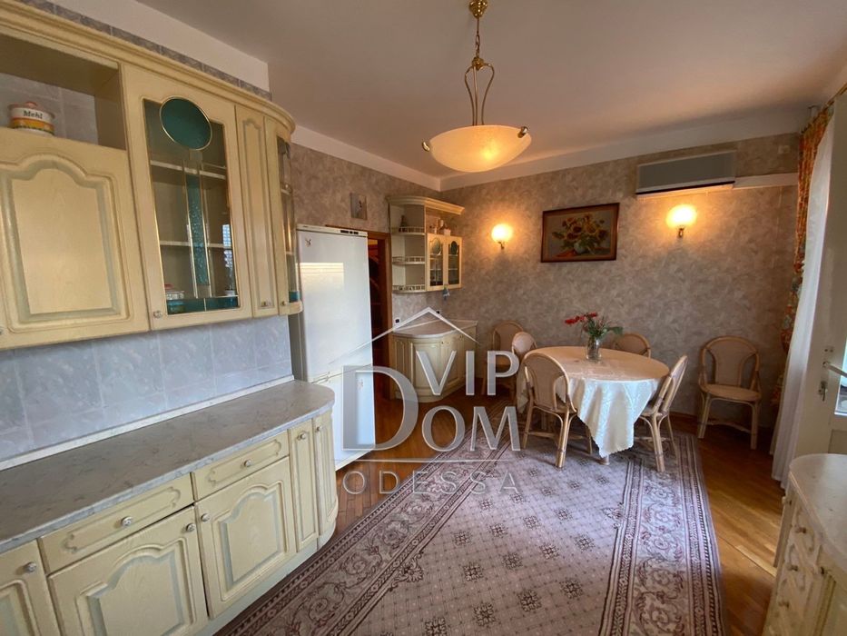 Французский бульвар, Дунаева’.Ключи