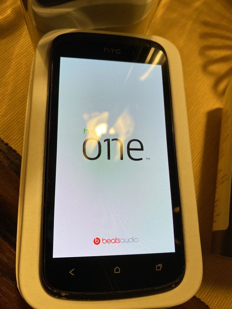 Htc one s uszkodzony