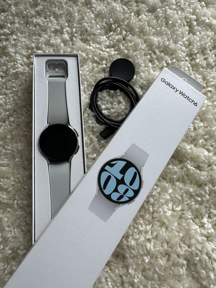 Zestaw Samsung Z Flip 5 + Watch 6 + Buds Live