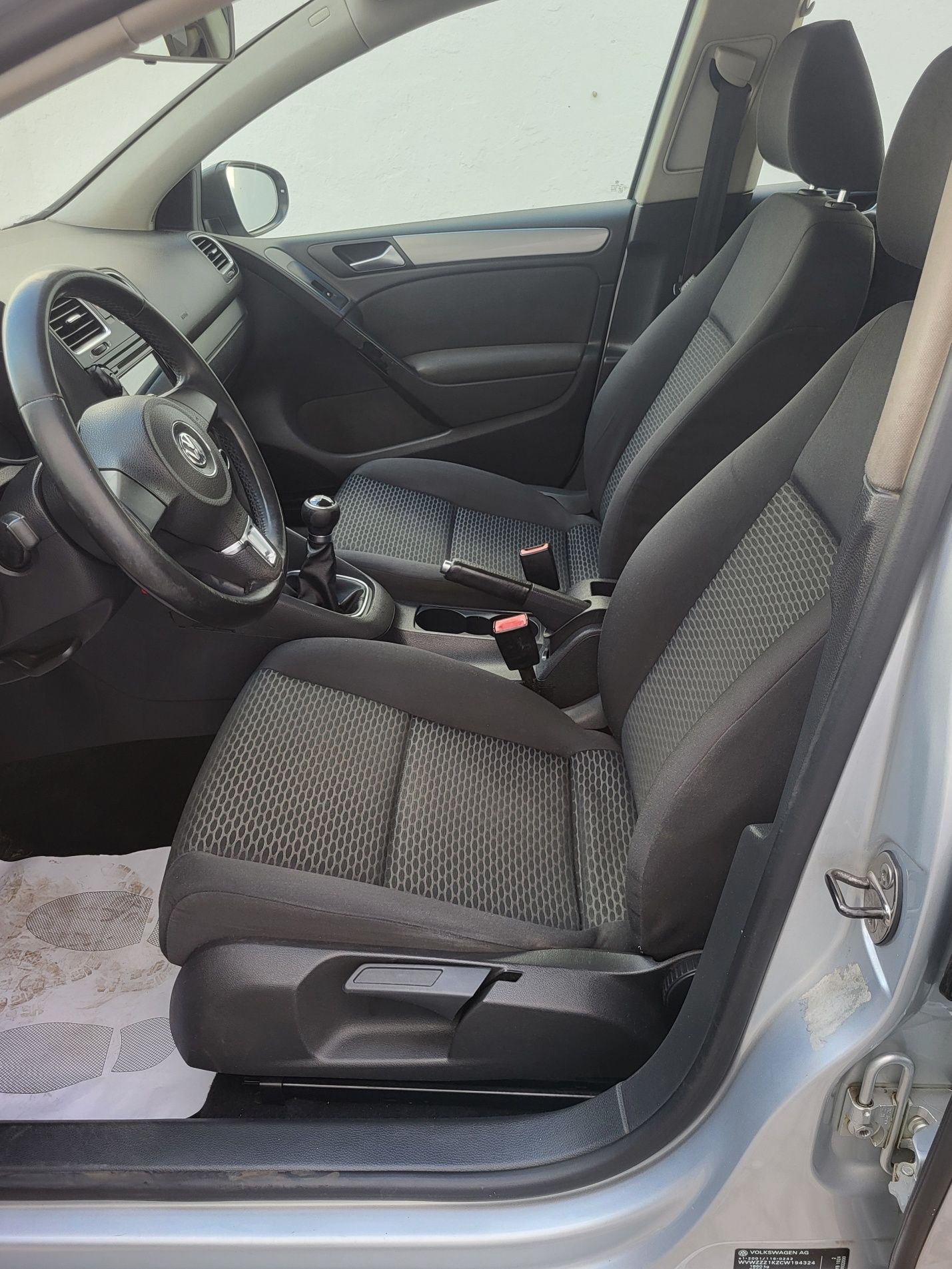 VW Golf VI 1.6 TDi 182mil km