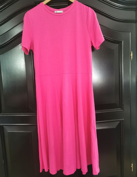 ZARA różowa rozkloszowana sukienka