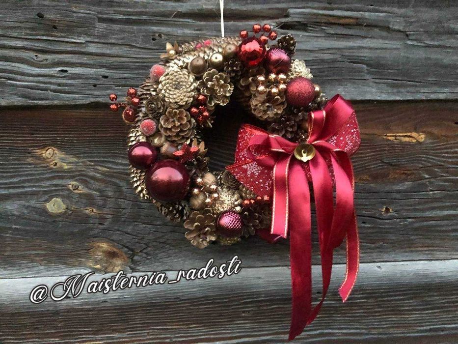 Різдвяний вінок “Рубін”