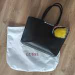 Czarna torebka GUESS