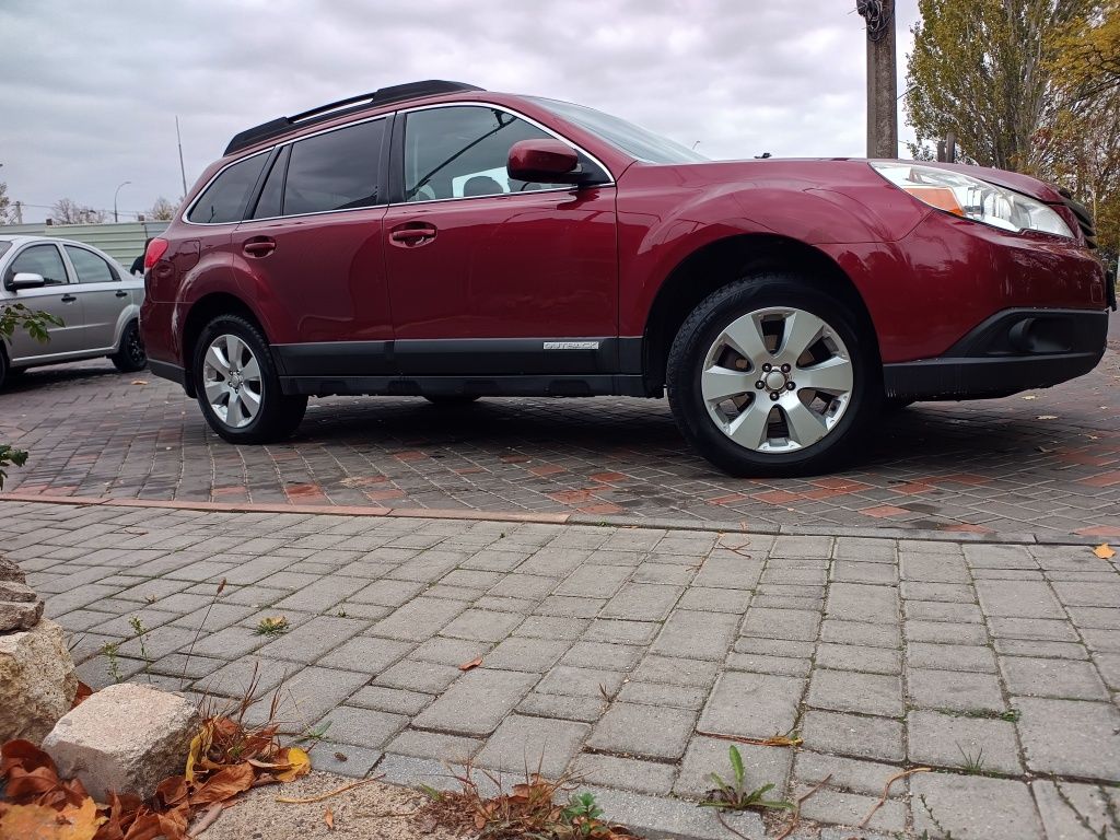 Субару аутбек Subaru outback