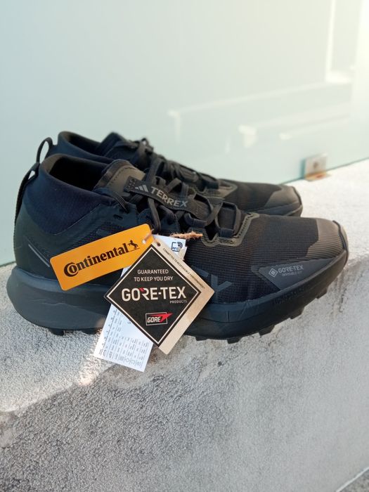 Sapatilhas de trail running impermeáveis novas n 42 2/3