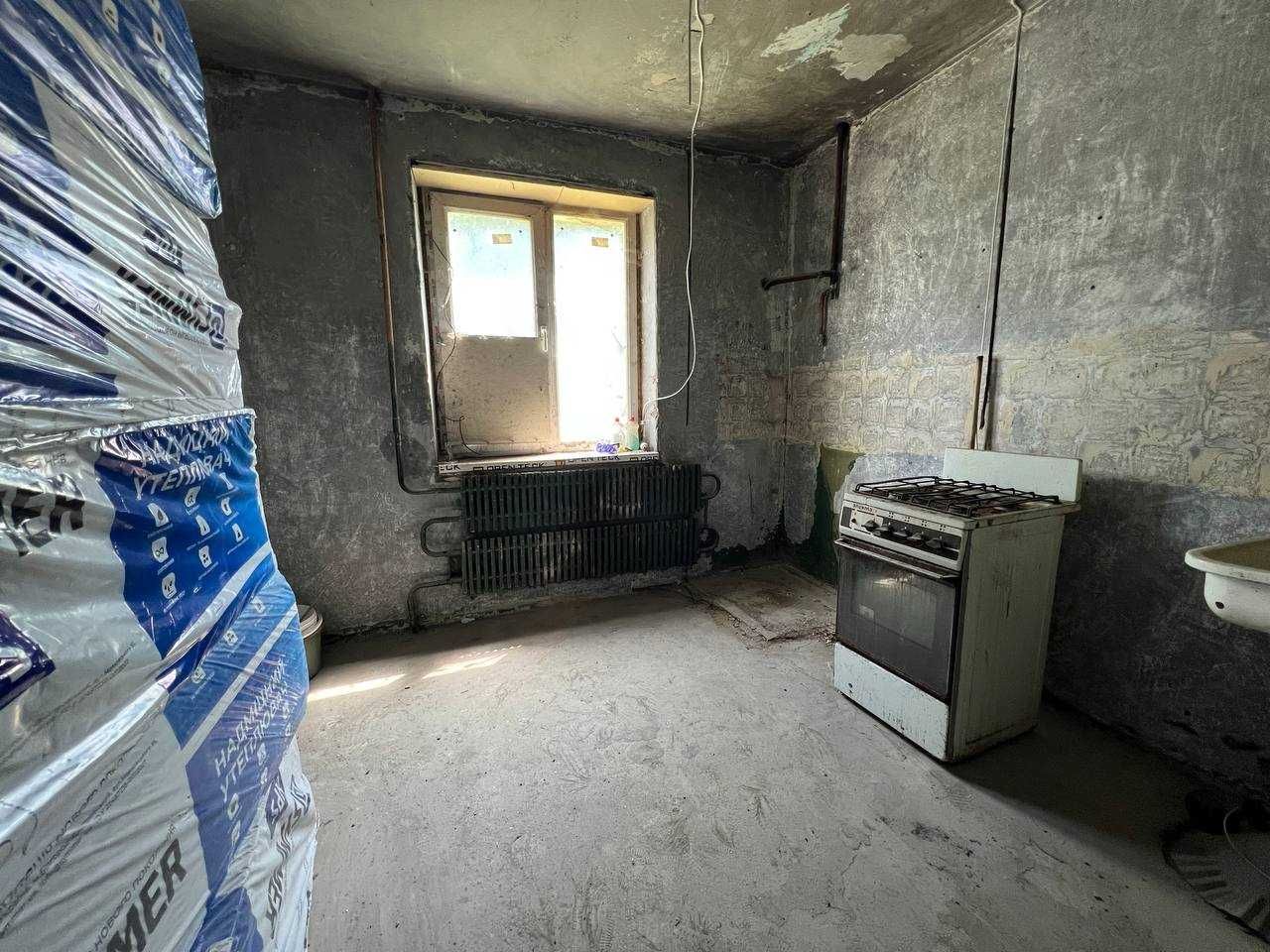 Велика квартира на Каскаді під ремонт