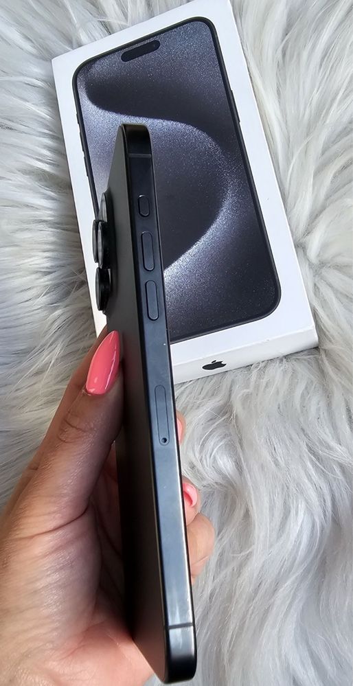 iPhone 15 Pro Max 256GB