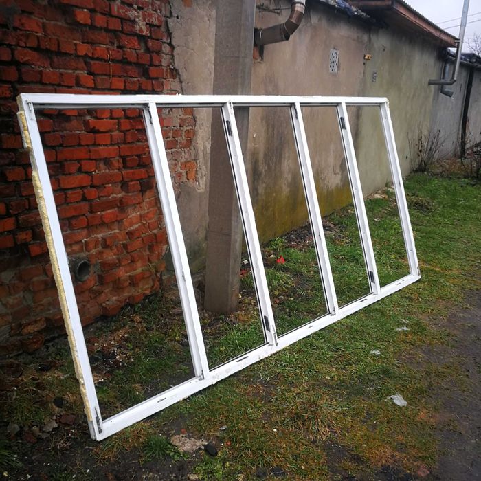 Вікно метало пластик