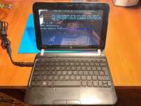 Laptop notebook netbook HP Mini 10.1", włącza się, części.