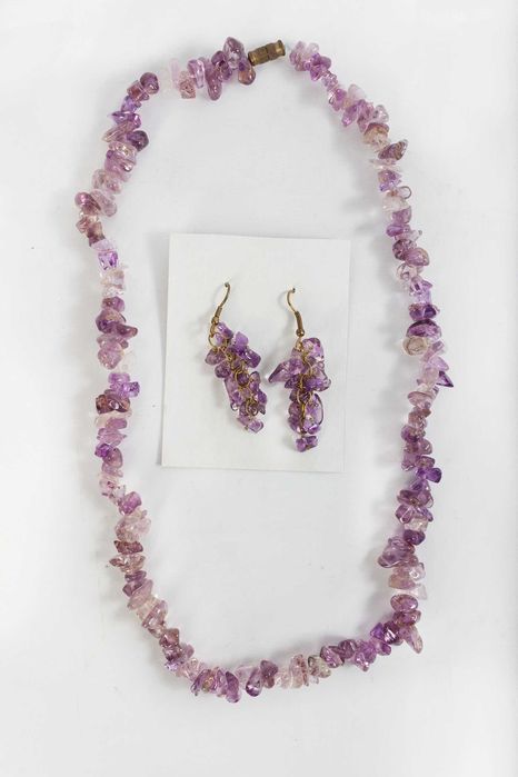 Подарунок на Новий рік: прикраси з натурального каміння