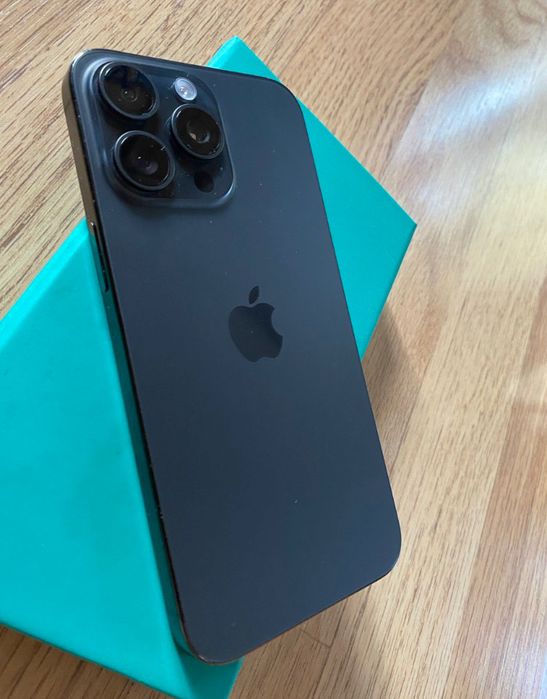 iPhone 15 Pro Max 256 ГБ ;АКБ 90%.Физ.карта.Неверлок