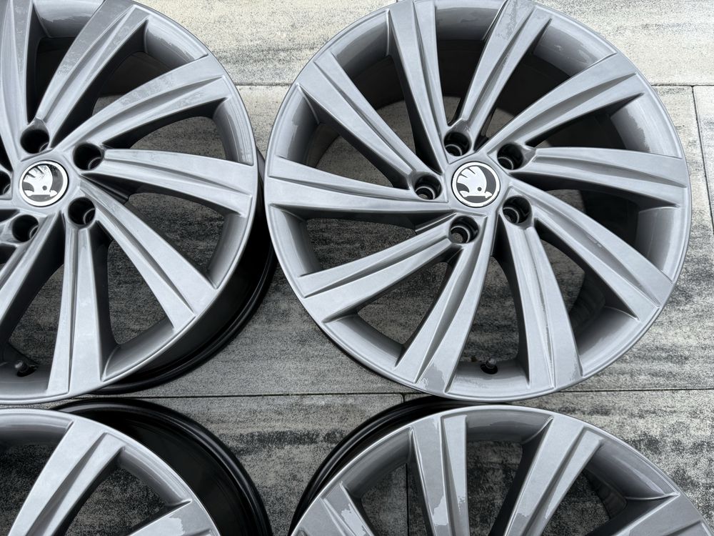 JAK NOWE Felgi Oryginalne SKODA 18” 7.5J ET48 Octavia Superb Karoq