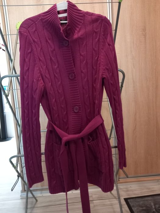 Damski swetr z paskiem rozmiar 40/42