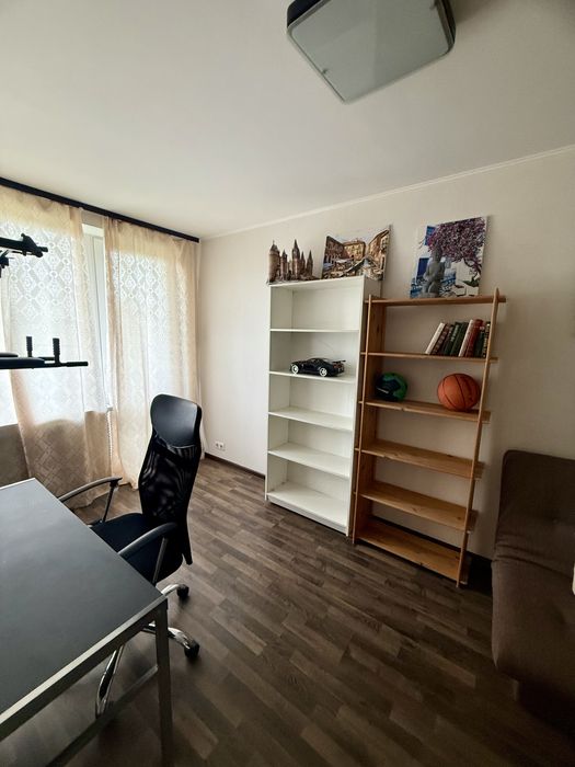 Продам 3-к кв. Вул. Космонавтів. Павлово поле. 23 Серпня.