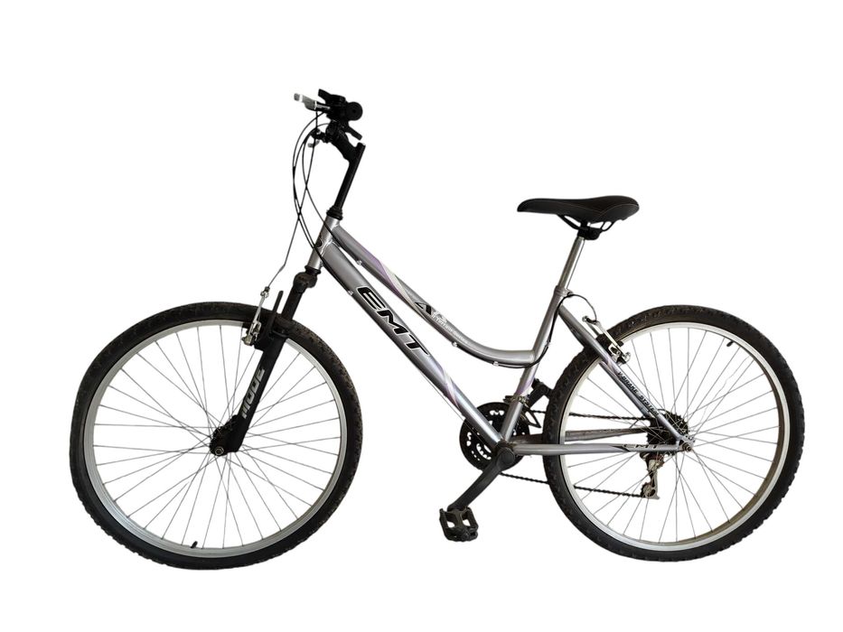 Bicicleta de adulto "tipo" montanha marca EMT