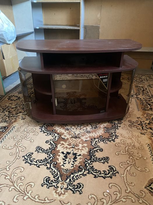 Продам тумбу під телевізор