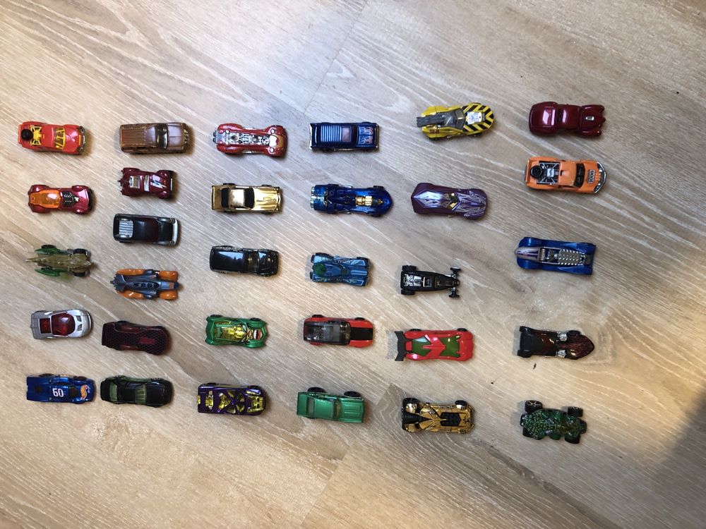 10 Carros Hot Wheels