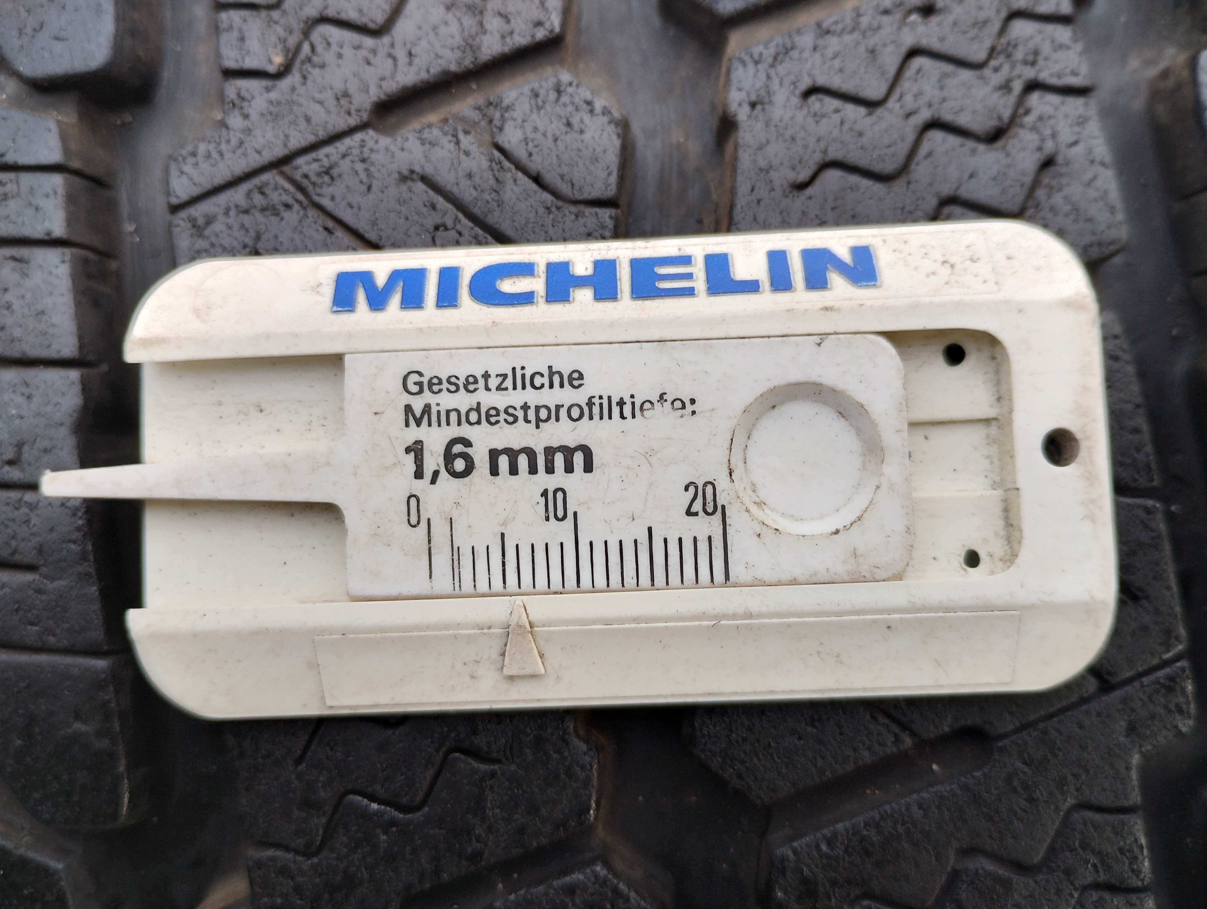 2x Opony zimowe Michelin Agilis Alpin 215/75/16C 116/114R PAR29