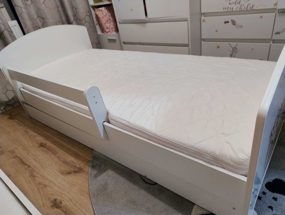 Łóżeczko Dziecięce w bardzo dobrym stanie 180x80