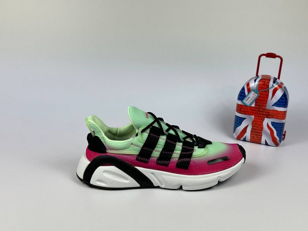 Adidas LXCON нові