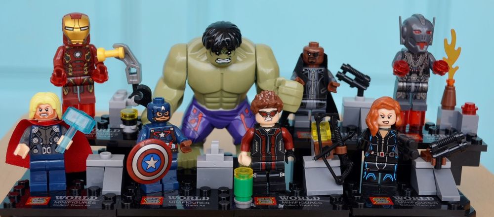 zestaw AVENGERS 8szt. figurka klocki + karta LEGO